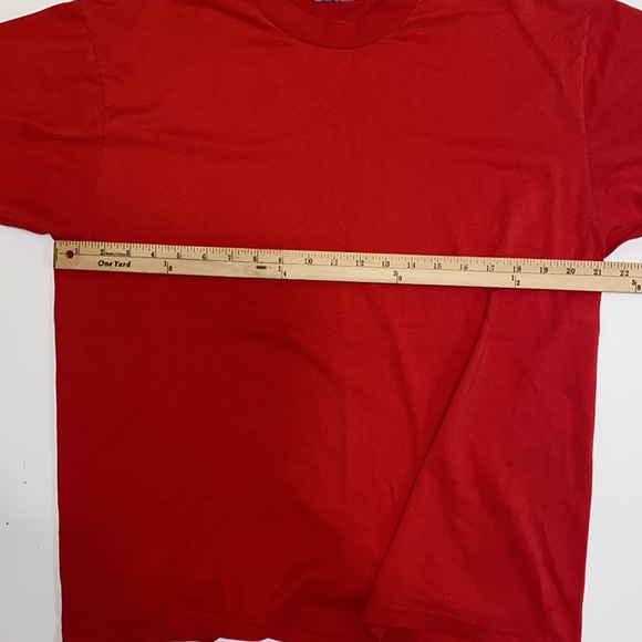 Vintage red Hanes shirt - Picture 9 of 10